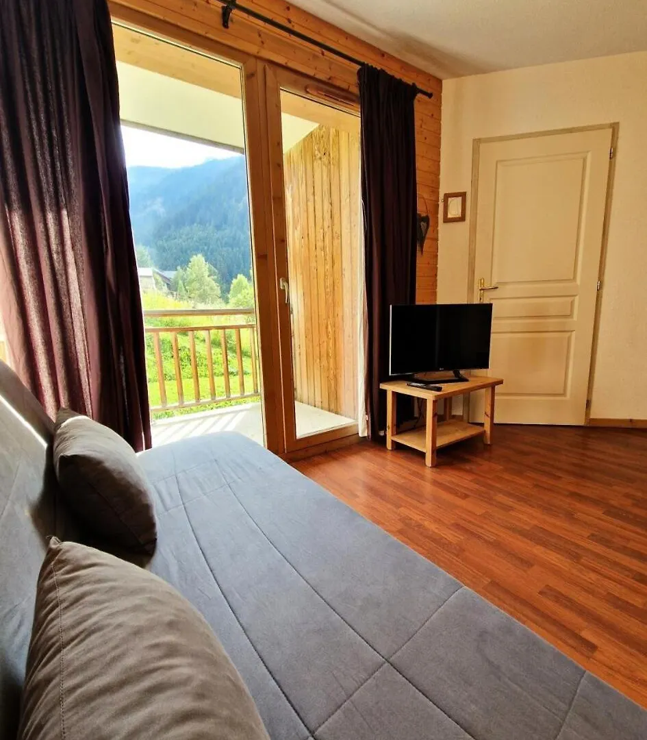 Chalets De Florence - 2 Pieces+Cabine 4/6 Personnes Bien Place Mae-2928 Modane 0*,  France