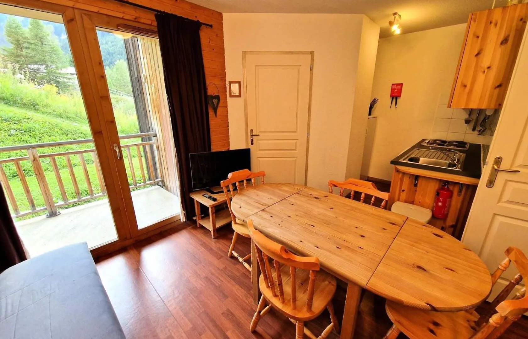 Chalets De Florence - 2 Pieces+Cabine 4/6 Personnes Bien Place Mae-2928 Modane